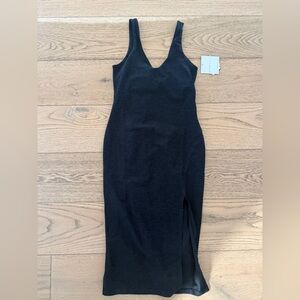 Beyond Yoga Black V-Neck Midi Dress with Side Slit